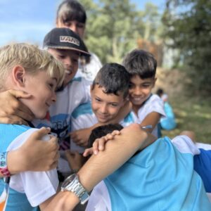 5  COSAS QUEDEBES TENER EN CUENTA ANTES DEL PRIMER CAMPAMENTO DE VERANO DE TU HIJO.